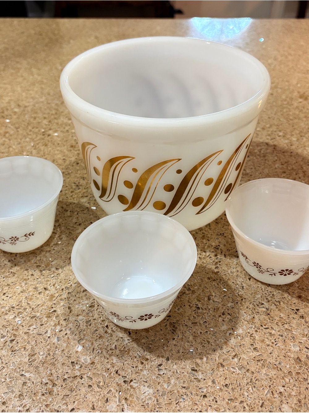Pyrex White Milk Glass Mixing Bowl and Custard Cups with Gold Floral Swirl